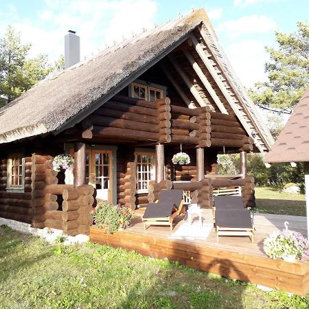 Paehkli Seaside Cottage With Cozy Outdoor Patio Koiguste Exterior photo